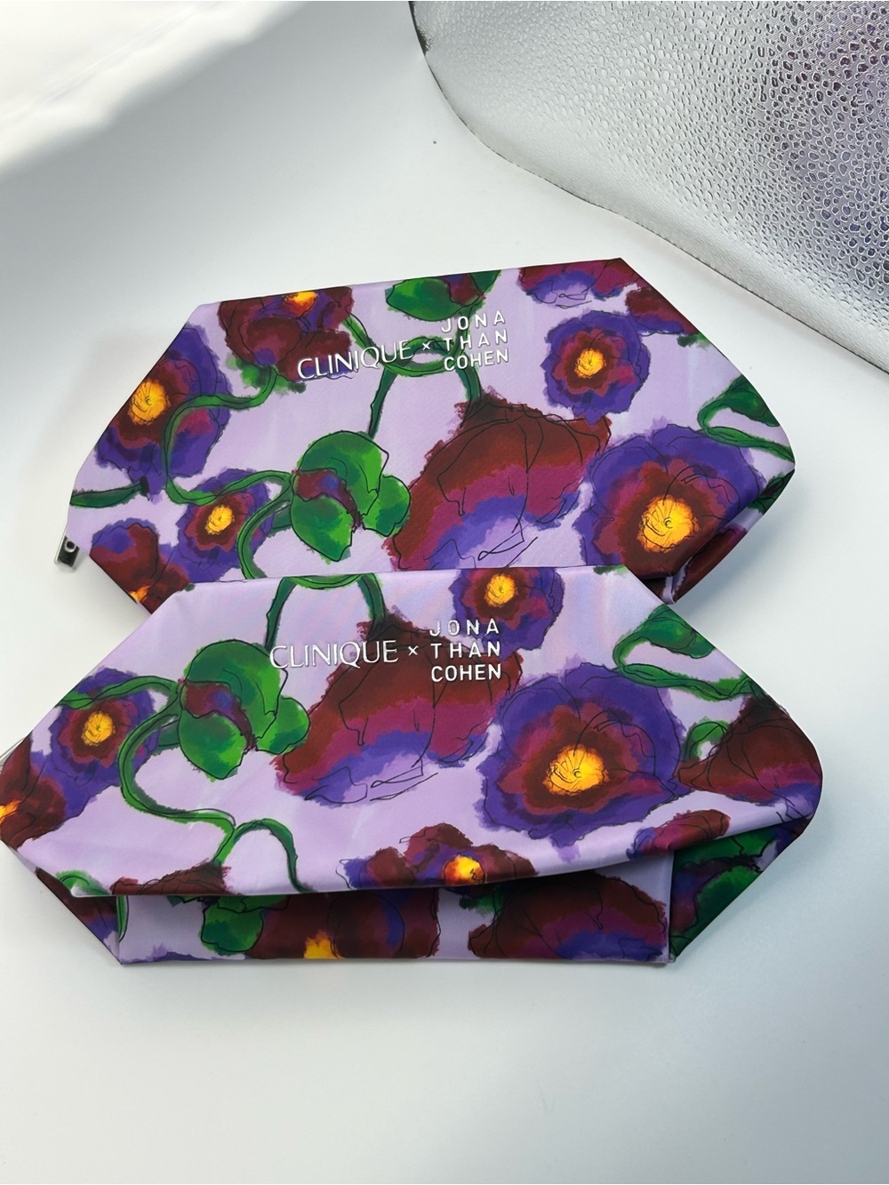 Clinique + Jonathan Cohen Floral Make-up Case Qty 2 Purple Green Tones Cloth Zip